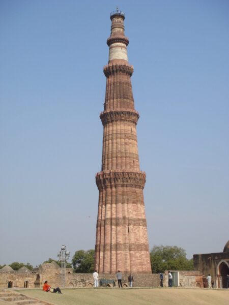 कुतुब मीनार (Qutb Minar)